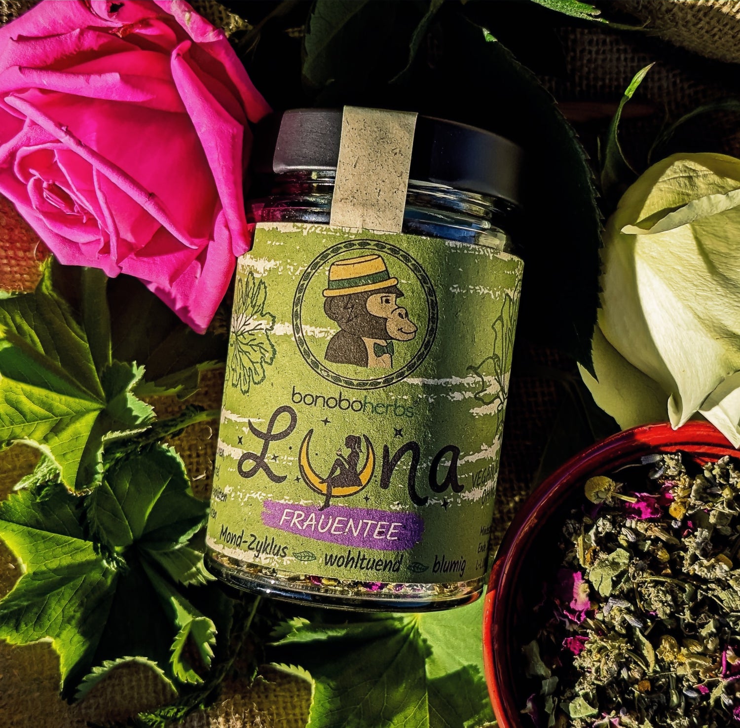 Luna Frauenkräutertee handgemischt von bonoboherbs